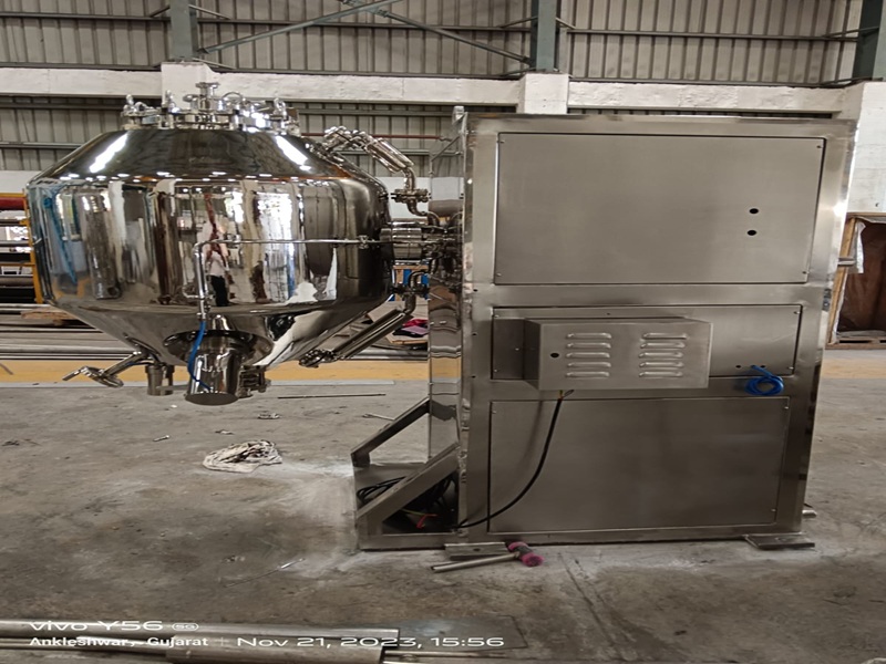 Rotocone Vacuum Dryer
